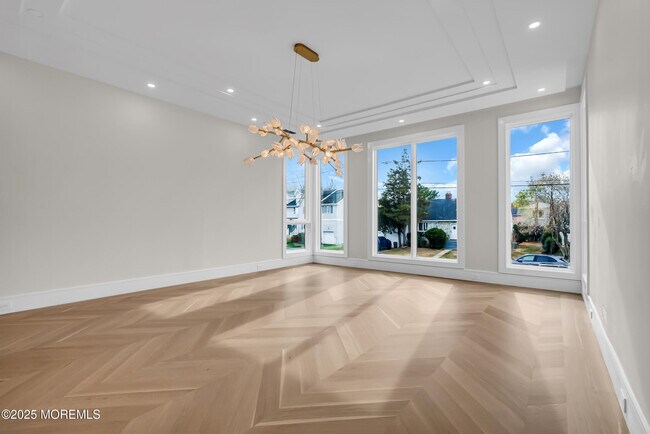 Photo - 19 Clarence Ave