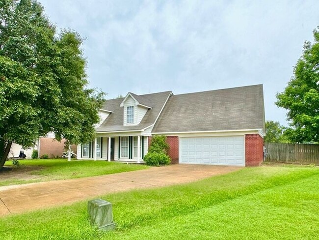 Building Photo - Spacious 3 Bedroom 2 Bath Home With Large Bonus Room Availalbe In Southaven