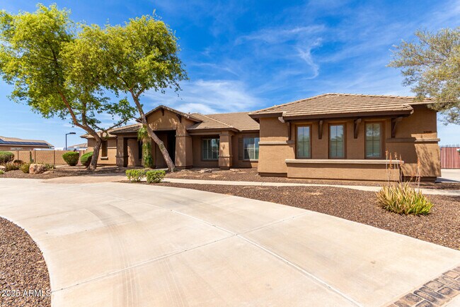 Building Photo - 14188 W Hope Dr Rental