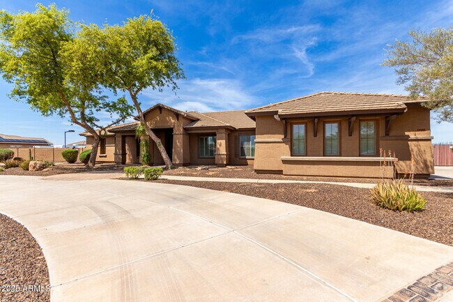 Building Photo - 14188 W Hope Dr Rental