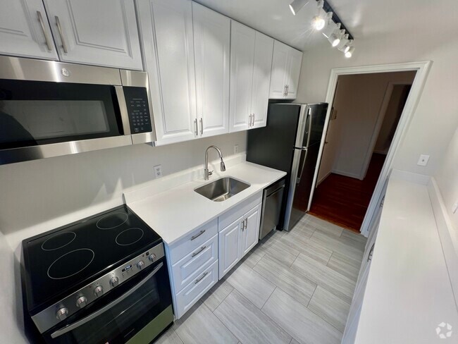 Building Photo - 310 Ashby St Unit B Rental