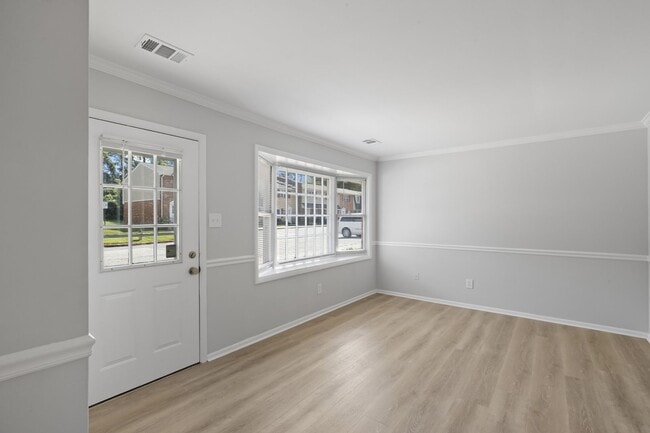Photo - Renovated Hilltop Village Townhouse-Available 5/15/26