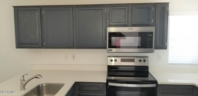 Photo - 1120 N Val Vista Dr