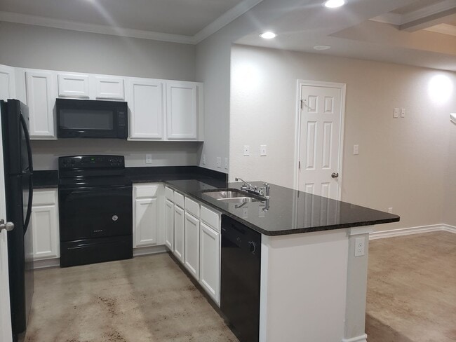 Photo - Townhome for Rent