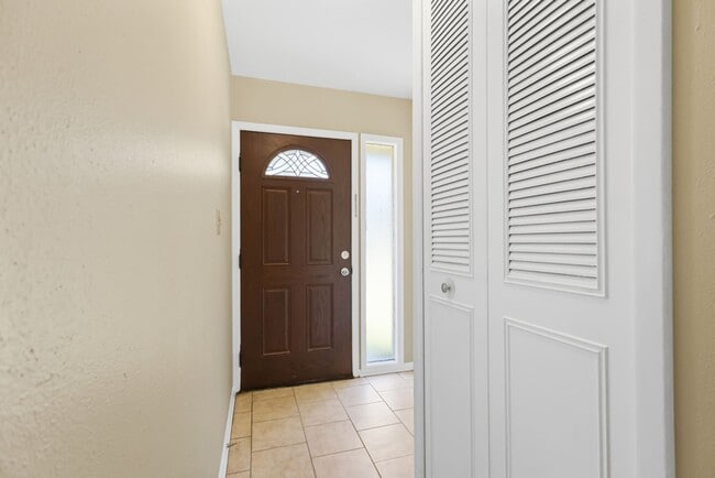 Photo - 4318 Sun Gate St
