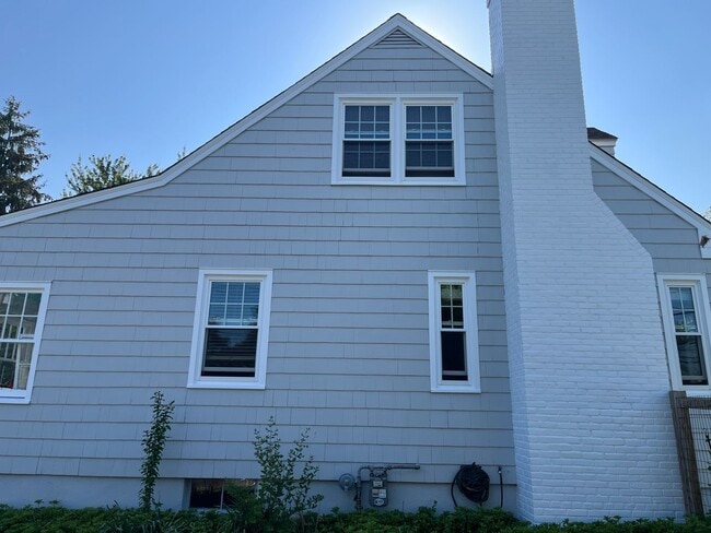 Photo - 3 Bedroom 2 Bath House Near Southport