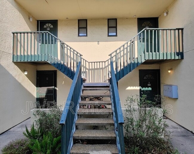 Building Photo - 1000 3rd St Unit 8C