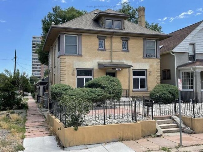 Building Photo - 146 Logan St Unit Apt 2