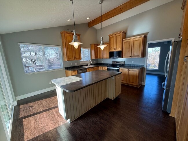 Photo - Remodeled 5 bedroom home near Bountiful ridge golf course