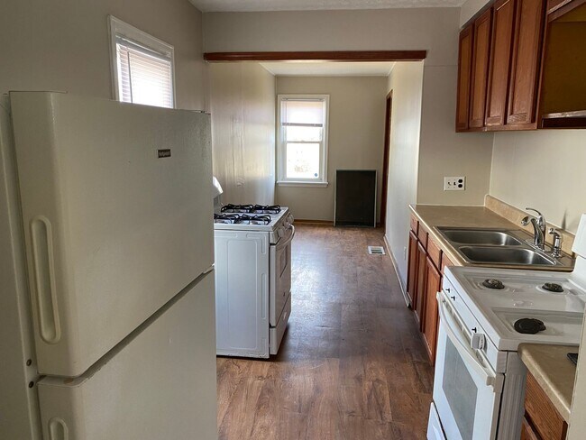 Photo - 2 Bedroom 1 Bathroom Single Family Home No...
