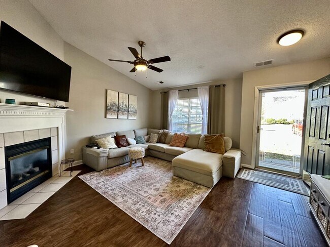 Photo - 1216 Winding Path Rd