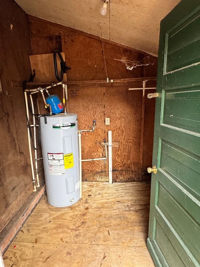 Photo - 2/1 outside city limits of Shelby, NC