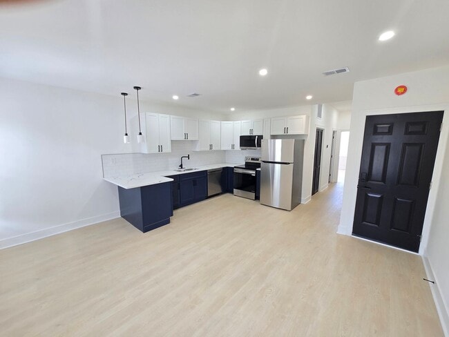 Photo - 1012 W Lanvale St Unit 3