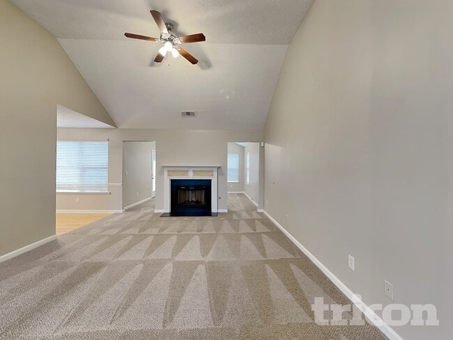 Photo - 269 Grover Turner Way