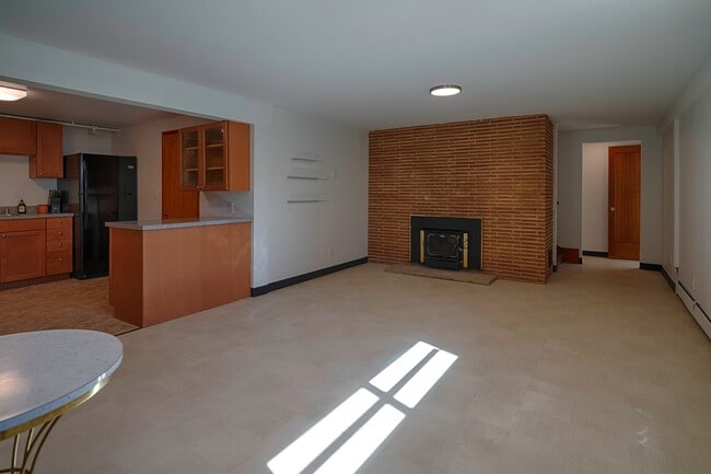 Photo - 540 N 83rd St Unit B