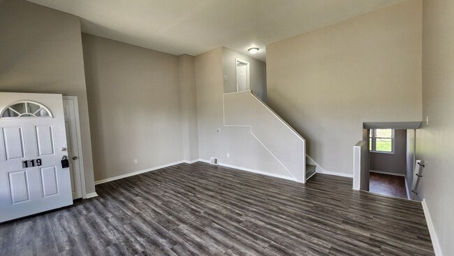 119 E Laughead Ave Unit 1