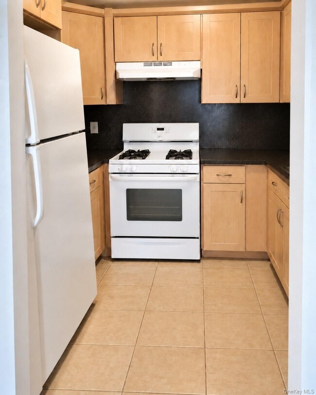 Photo - 14 Lexington Hills Rd Unit 2