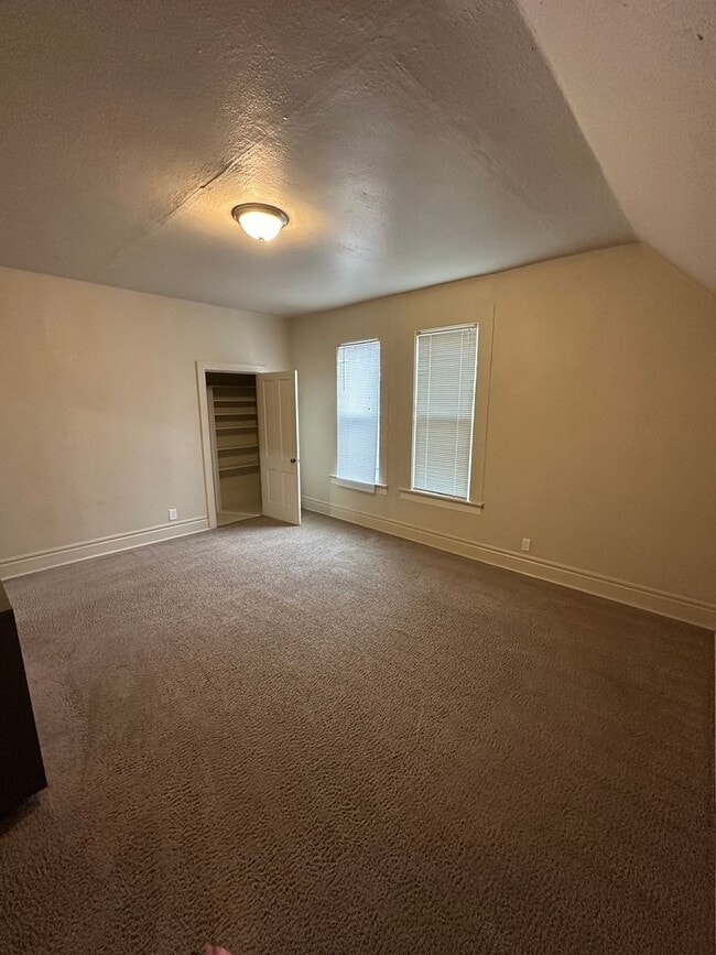 Photo - (488) 15th Street Apartments - 1 Bedroom / 1 Bathroom Unit 426-4