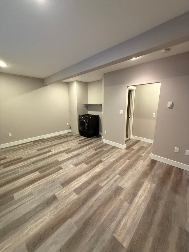 Photo - 403 W Main St Unit B