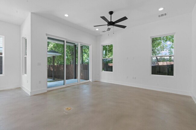 Photo - 7104 Meador Ave