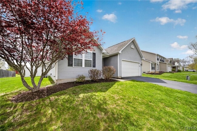 Photo - 5472 Alfreton Dr