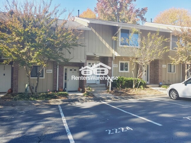 Building Photo - 2220 Haverhill Ct SE