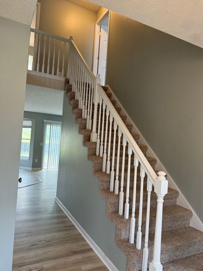 Photo - Spacious 4 Bed, 2.5 Bath Home in Woodgate
