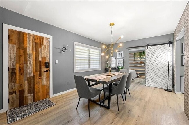 Photo - 2680 Rosemary St NW