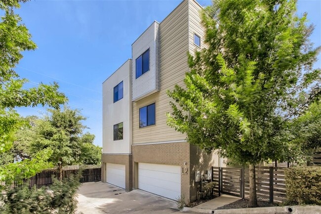 Photo - 707 Cardinal Ln Unidad L2