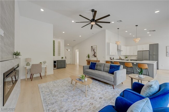 Building Photo - 2475 Sedona Cedar Ave Rental