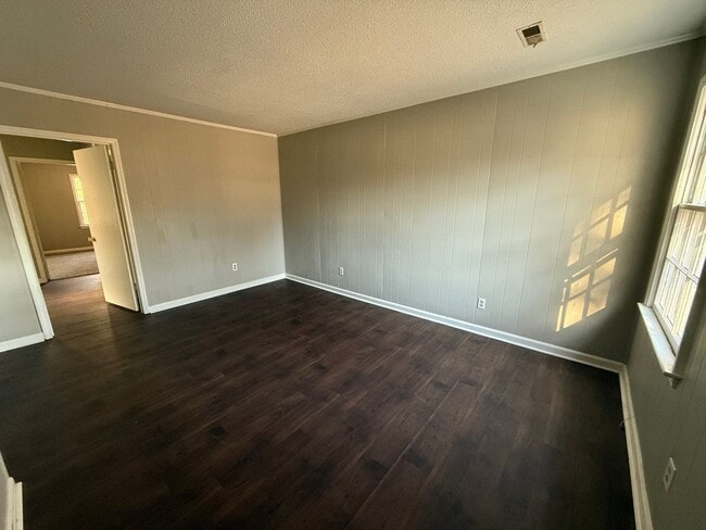 Photo - 808 Crawford St S Unit A