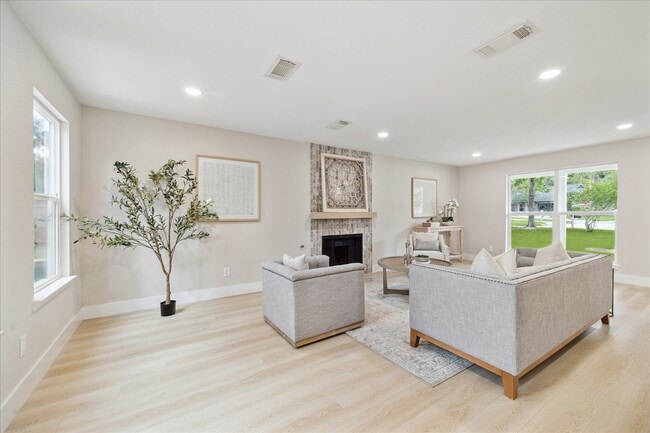 Photo - 7811 Ashwell Ct