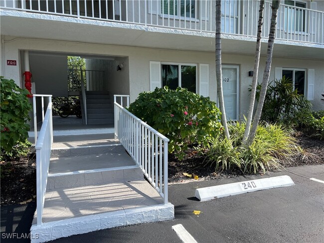Photo - 3051 Sandpiper Bay Cir Unit I102