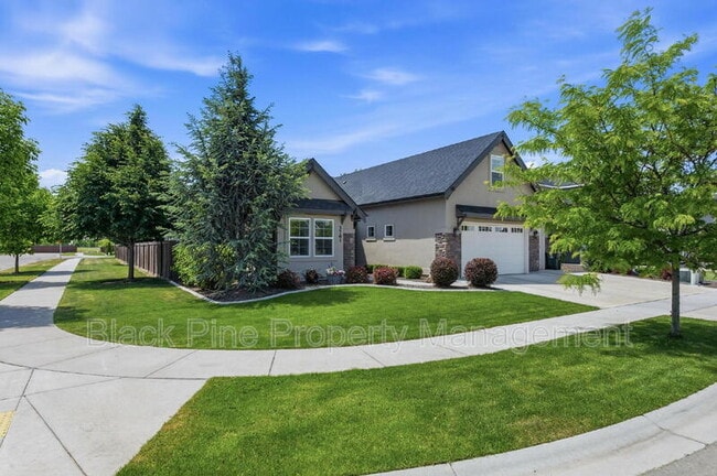 Photo - 3761 W Renhold Dr