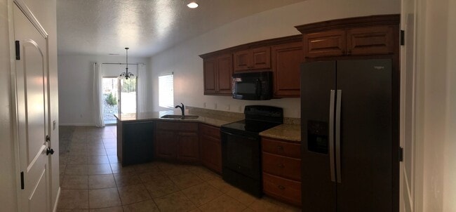 Photo - Beautiful 3 bed, 2.5 bath townhome, end unit! Very close to the pool!