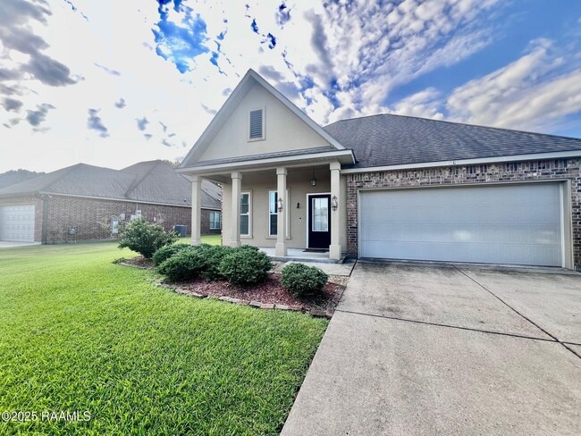 Photo - 303 Ouachita Dr