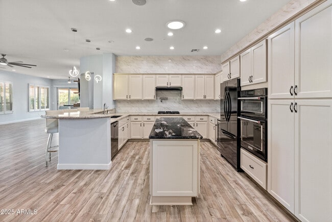 Photo - 12073 W Desert Mirage Dr