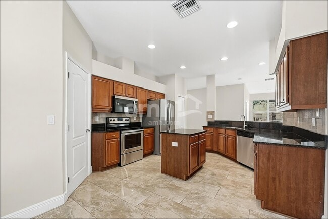 Photo - 802 Lesa Glen Pl