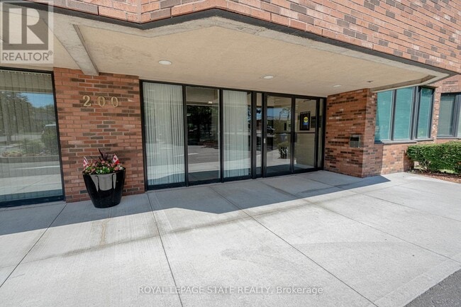 Photo - 200 Limeridge Rd W Unité 105