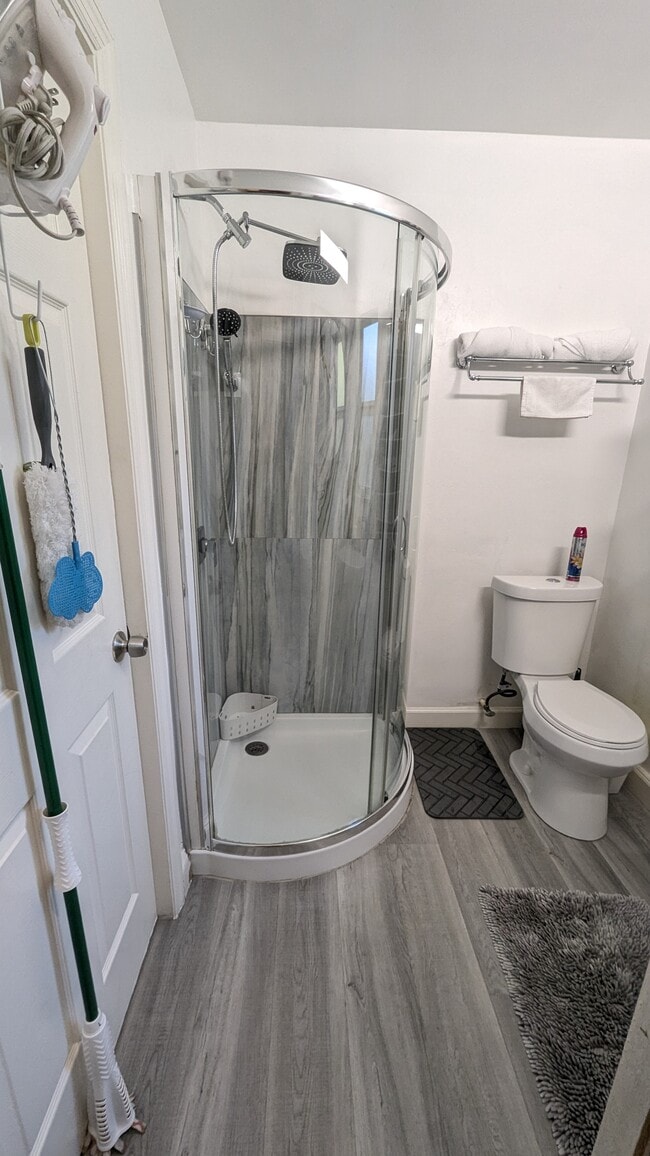 Photo - 17121 NW 10th Ct Unidad AliaSpot Studio