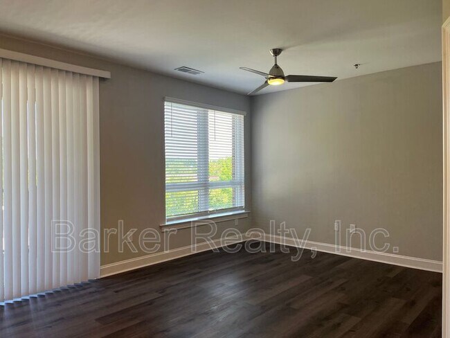 Photo - 414 S White St Unit 309