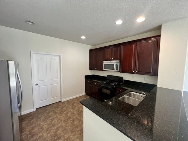 Photo - <b>Four Bedroom South Reno Two Story Home with Washer/Dryer<br><BR>