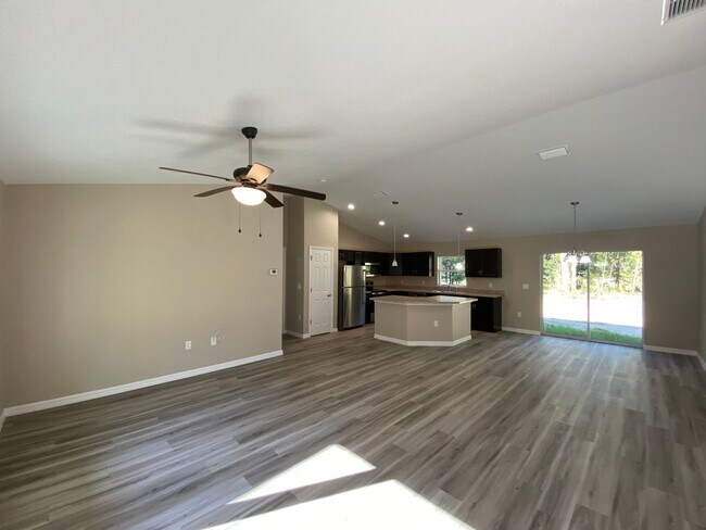 Photo - Custom Home - Desirable SW Dunnellon Neighborhood 3/2/2 **Won't Last**Available Soon!