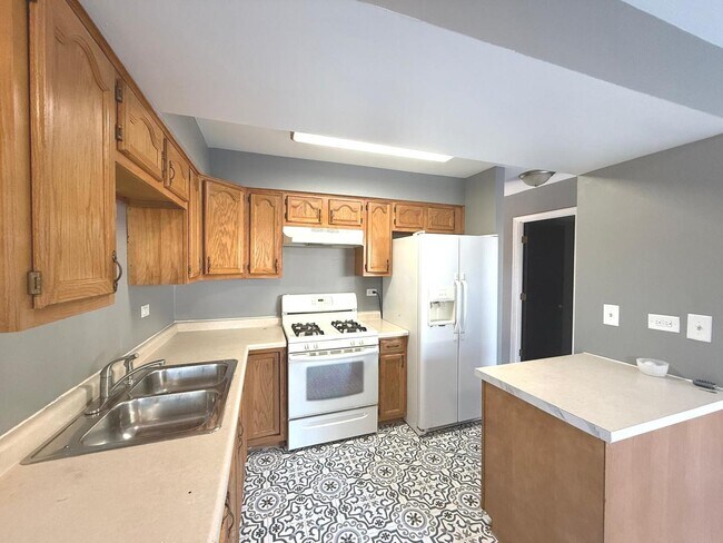 3023 Jamestown Ct