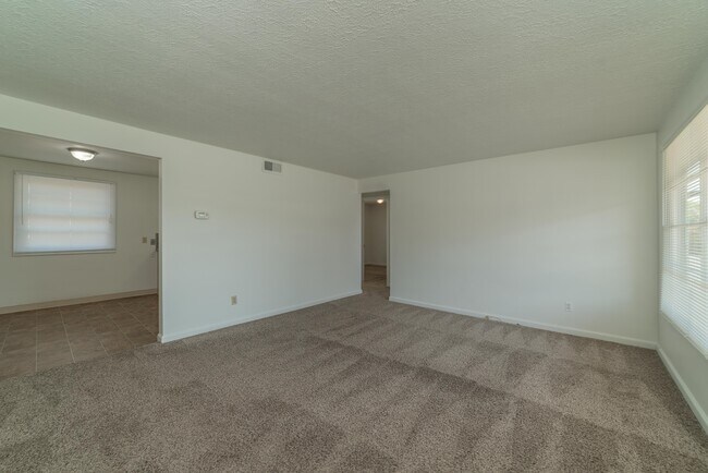 Photo - 2506 E 25th St