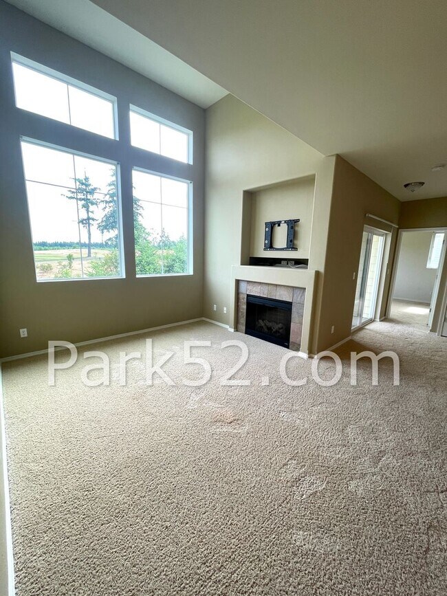 Photo - 2390 Simmons St