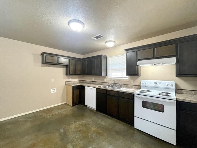 609 Carson Rd