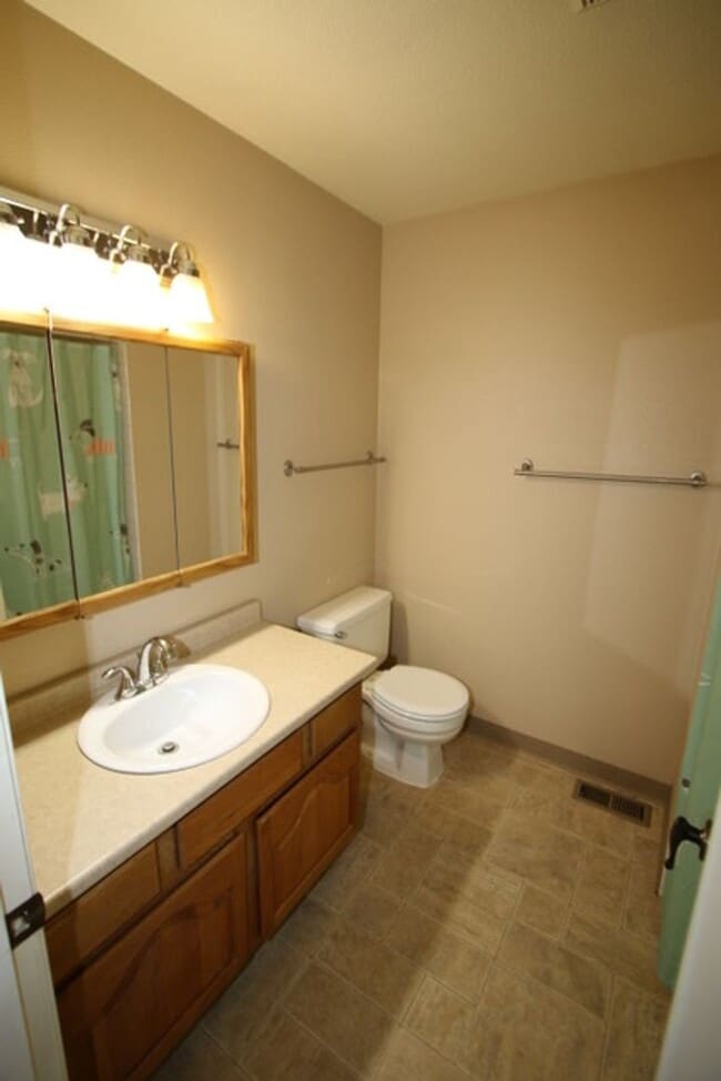 Photo - 3 Bedroom Centrally Located Condo!