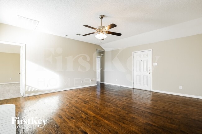 Photo - 2620 Buck Dr