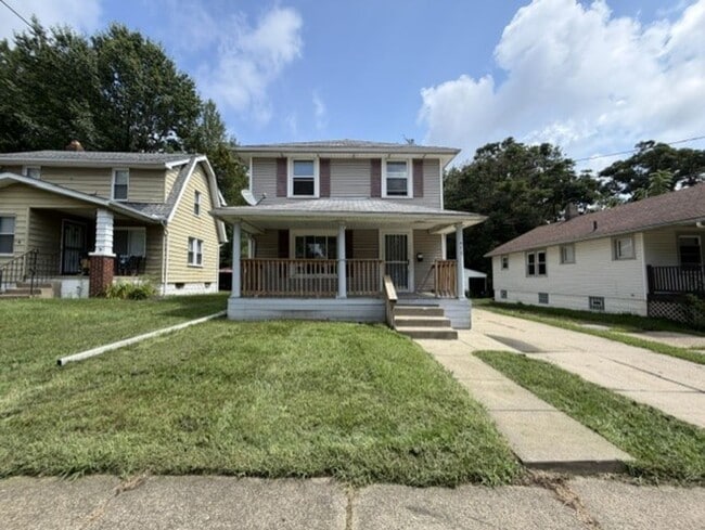 Building Photo - 675 Hudson Ave